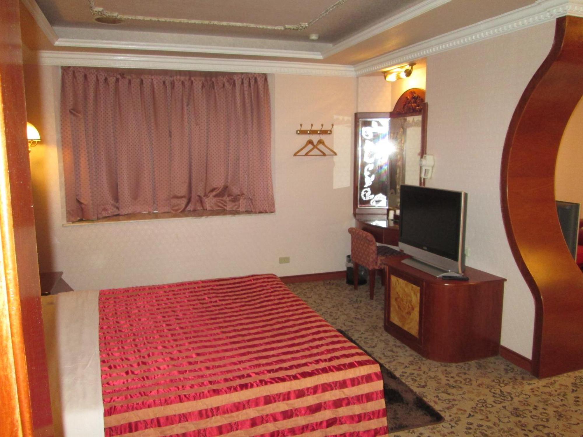 Huangjia Motel 타이난 외부 사진