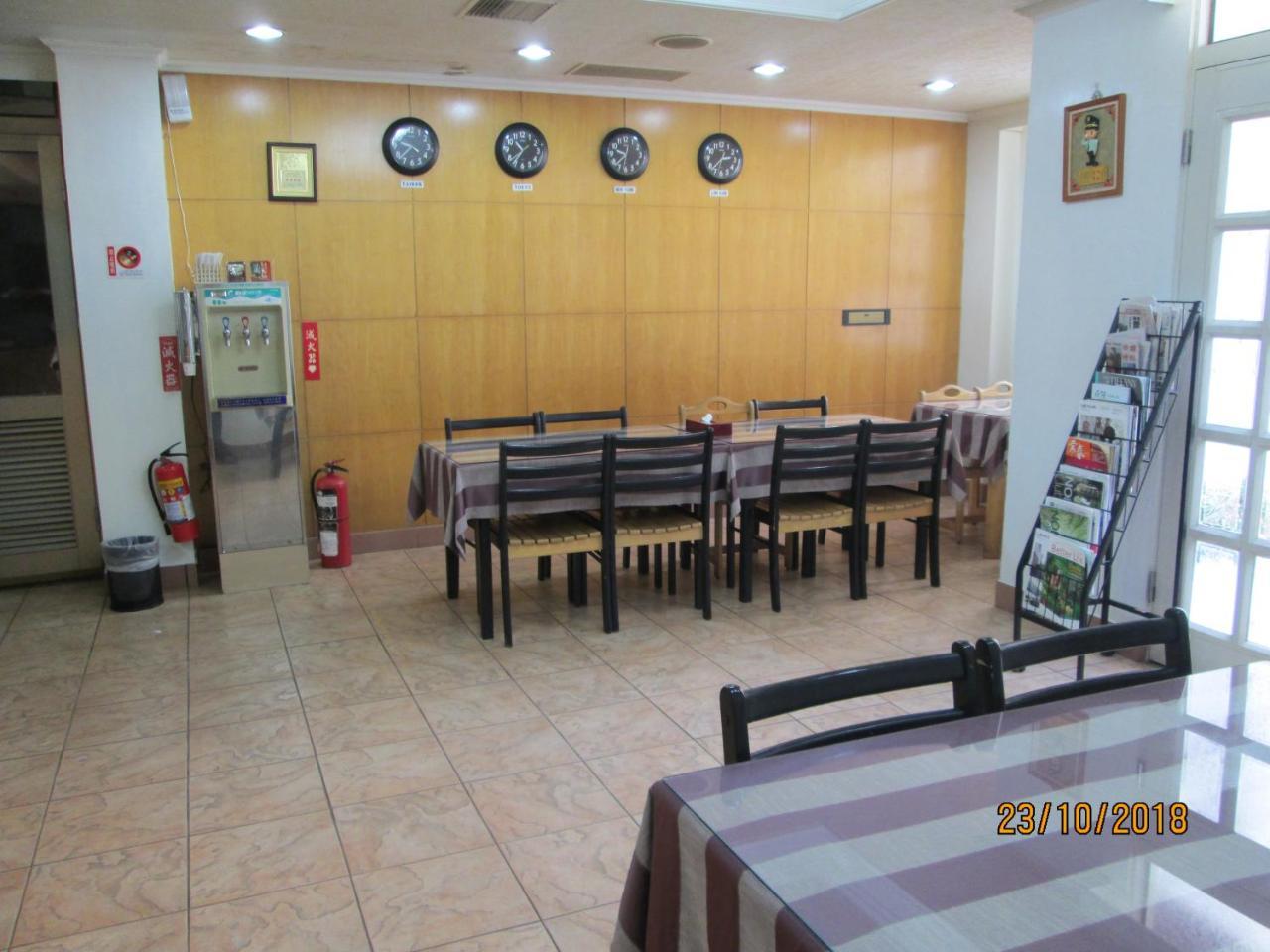 Huangjia Motel 타이난 외부 사진